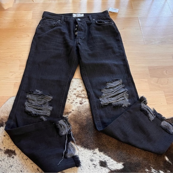 FREE PEOPLE NWT Maggie Mid Rise Strait Washed Black Distressed Jeans‎ Size 24 - Picture 8 of 12